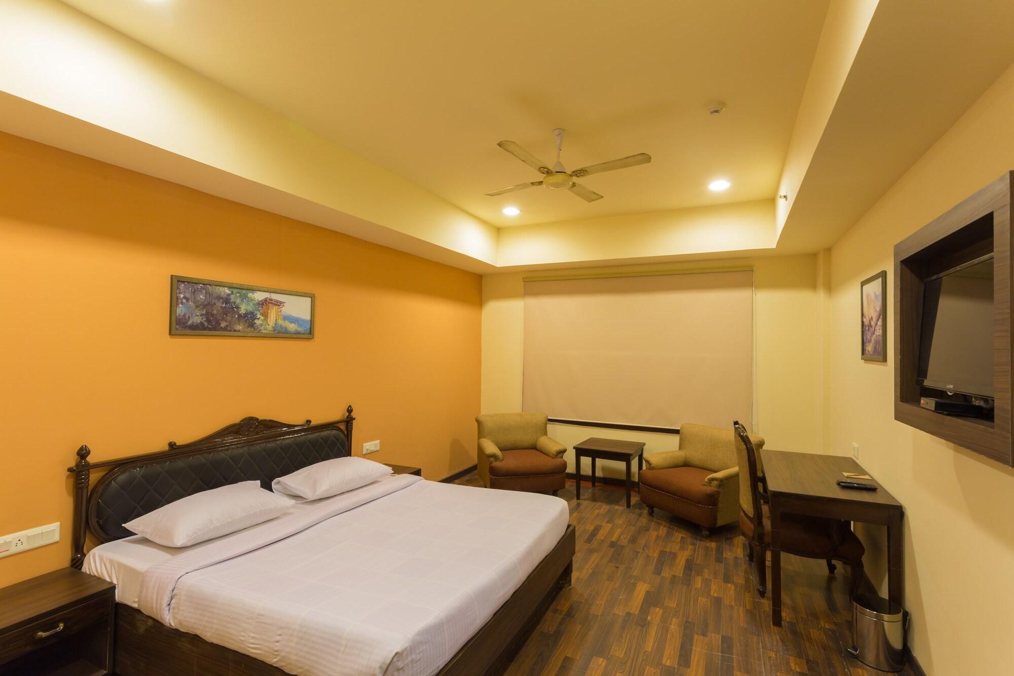 จิงเจอร์ โฮเต็ล กาตรา Hotel คาตรา ภายนอก รูปภาพ