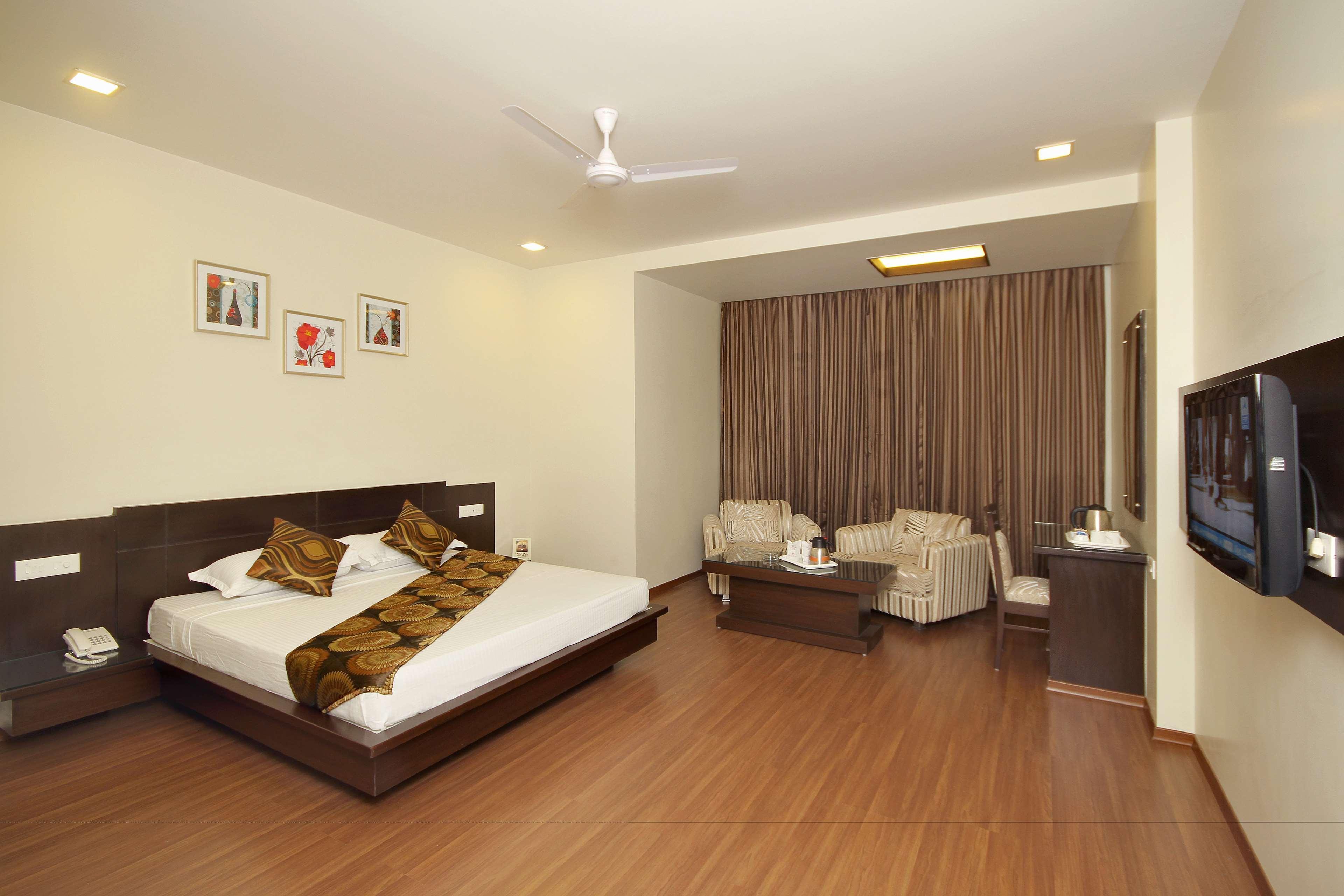 จิงเจอร์ โฮเต็ล กาตรา Hotel คาตรา ภายนอก รูปภาพ
