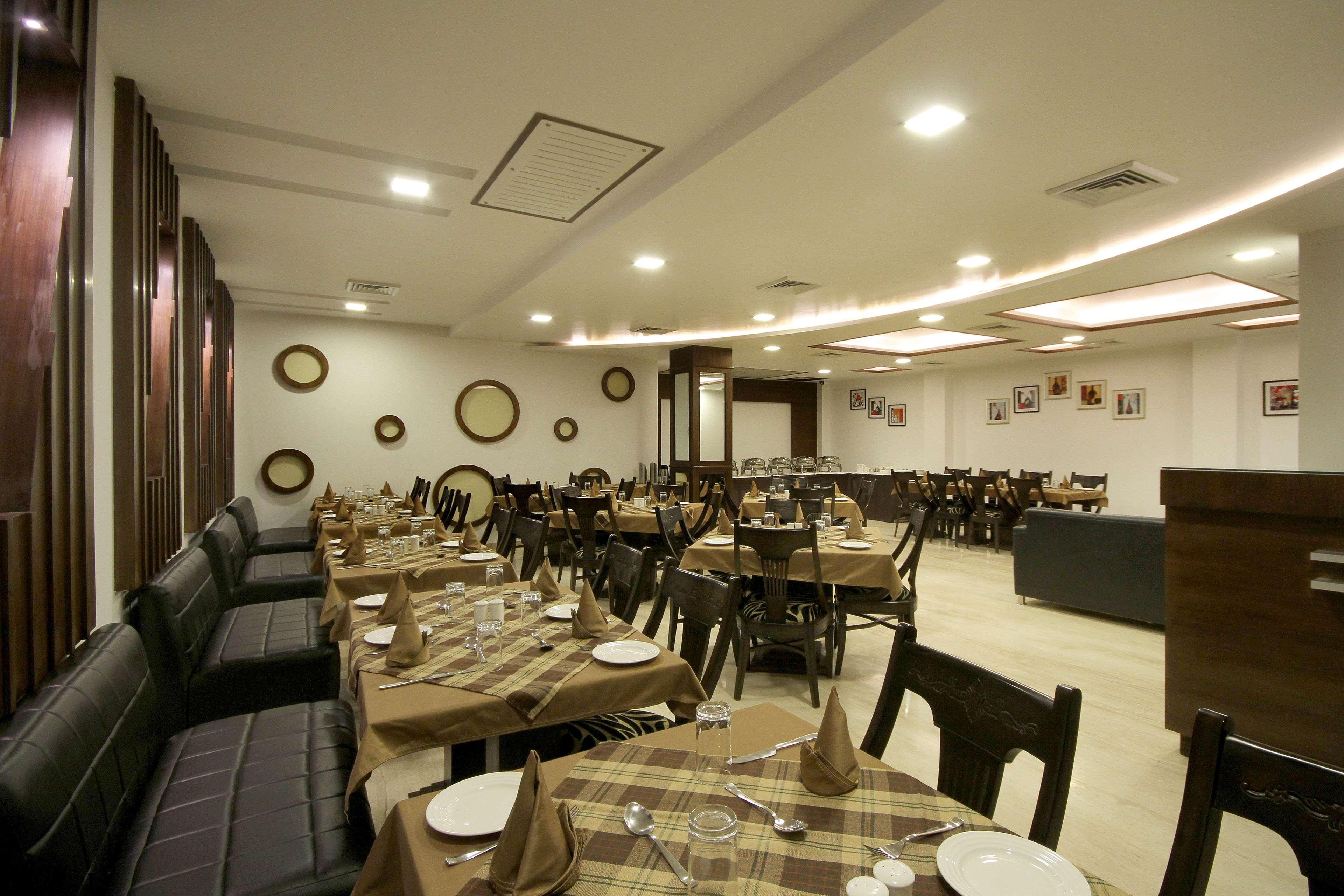 จิงเจอร์ โฮเต็ล กาตรา Hotel คาตรา ภายนอก รูปภาพ